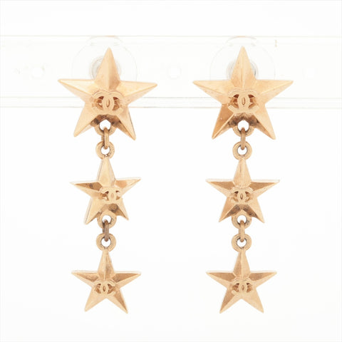 CHANEL A17C 2017 Star COCO Mark Drop Pierce gold WS16365