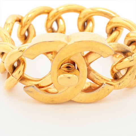 CHANEL 96A 1996 COCO Mark Turnlock bracelet gold WS16381