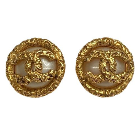 Chanel Coco Mark Pearl Round Earrings Gold WS1865