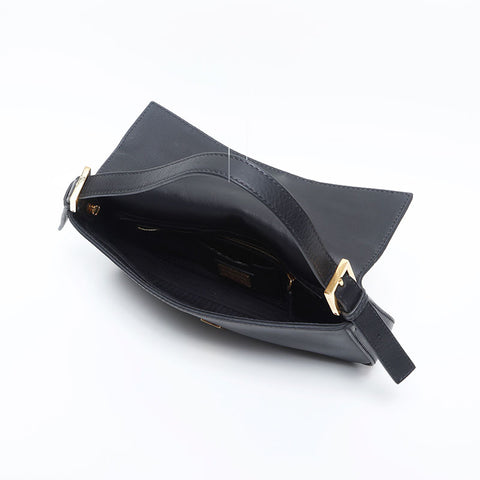 FENDI Leather mamma bucket Shoulder Bag black WS20010