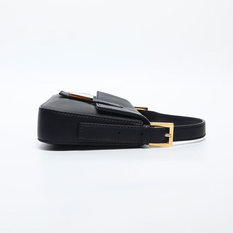 FENDI Leather mamma bucket Shoulder Bag black WS20010