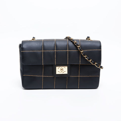 CHANEL No. 7 2001-2002 Chocolate Bar Leather Shoulder Bag black WS20043