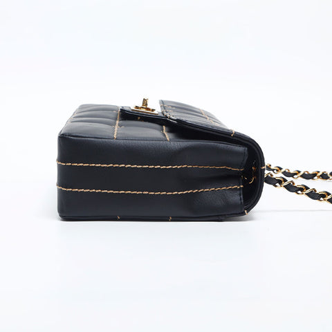 CHANEL No. 7 2001-2002 Chocolate Bar Leather Shoulder Bag black WS20043