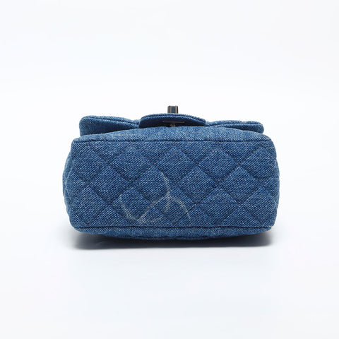 CHANEL 30s 2020-2021 Denim Mini Matelasse Shoulder Bag blue WS20046
