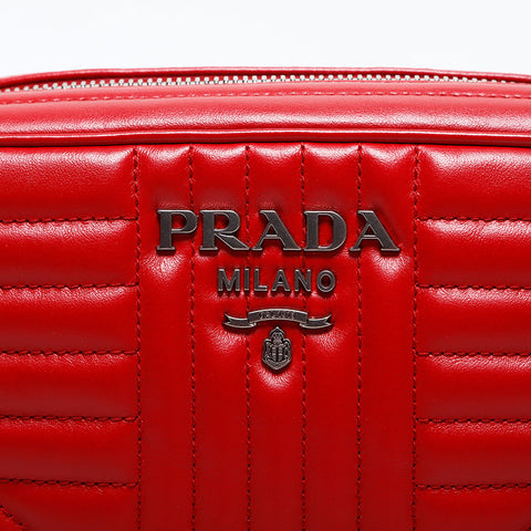 PRADA SOFT CALF IMPUN LEATHER MATELASSE Shoulder Bag Red WS20053
