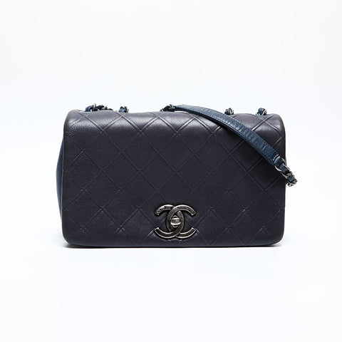 CHANEL 18th Leather Flap Gunmetal Chain 2013-2015 Shoulder Bag Navy WS20125