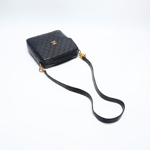 CHANEL No. 2 1993-1994 Caviar Skin Shoulder Bag black WS20130