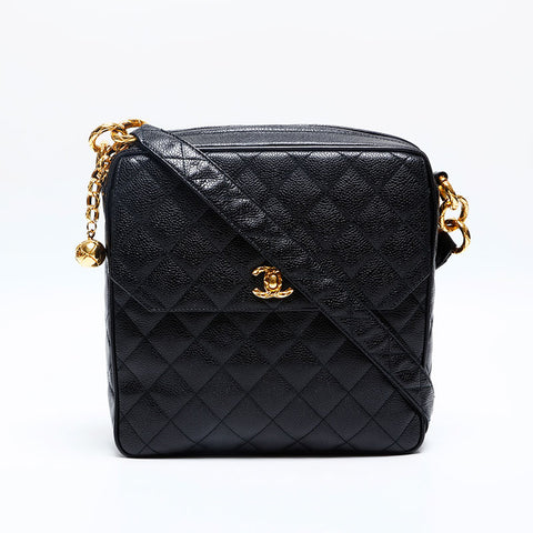 CHANEL No. 2 1993-1994 Caviar Skin Shoulder Bag black WS20130