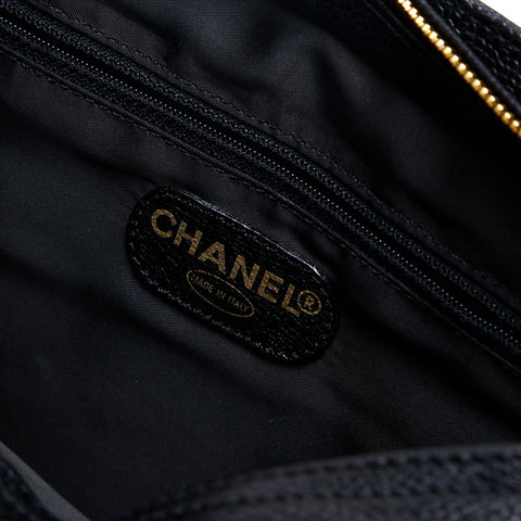 CHANEL No. 5 Caviar Skin Turnlock 1999-2000 Shoulder Bag black WS20131