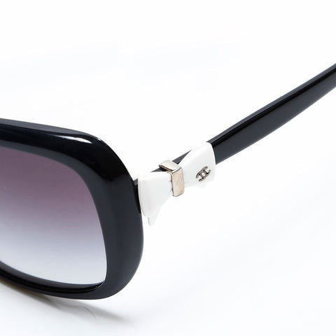 CHANEL Ribbon COCO Mark sunglasses black WS20135