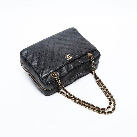 CHANEL 6th Series 2000-2002 Caviar Skin V Stitch Chevron Chain Shoulder Bag black WS20208