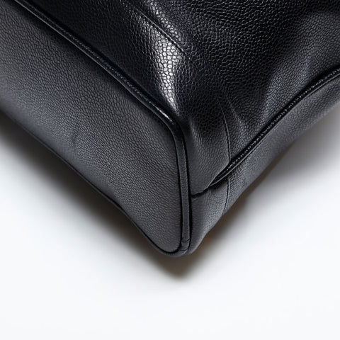 CHANEL No. 2 1991-1994 Caviar Skin COCO Mark Backpack Â· Daypack black WS20209