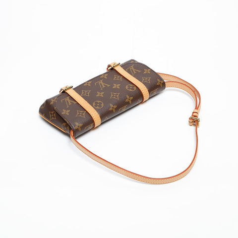 LOUIS VUITTON Monogram Pochette Marel Porto 2005 Waist bag Brown WS20222
