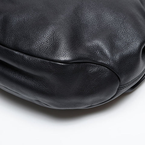 Salvatore Ferragamo Vara Ribbon Leather Shoulder Bag black WS20239