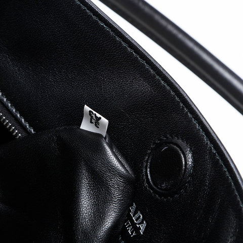 PRADA Leather Maggit Shoulder Bag white WS20294