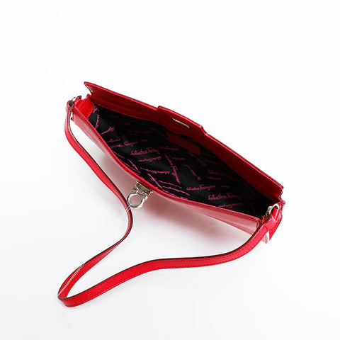 Salvatore Ferragamo Leather Gancini one belt Shoulder Bag Red WS20296
