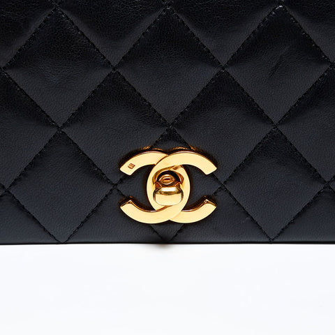 CHANEL No. 1 Full flap lambskin matelassé Chain 1989-1991 Shoulder Bag black WS20304