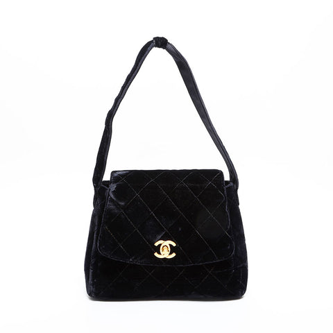 CHANEL No. 4 1996-1997 Velour Flap Turnlock Shoulder Bag black WS20319
