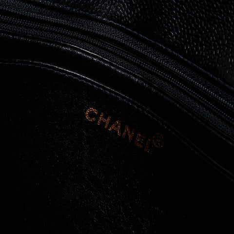 CHANEL No. 4 1996-1997 Caviar Skin Turnlock Matelasse COCO Mark Shoulder Bag black WS20322