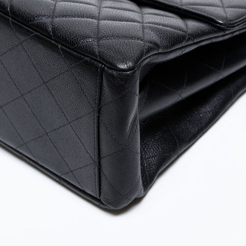 CHANEL No. 4 1996-1997 Caviar Skin Turnlock Matelasse COCO Mark Shoulder Bag black WS20322