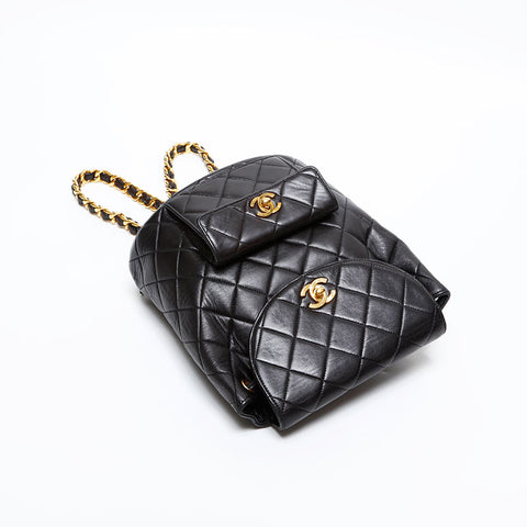 CHANEL No. 2 Lambskin Matelasse 1991-1994 Turnlock COCO Mark Backpack Â· Daypack black WS20324