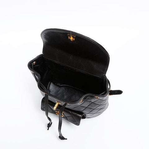 CHANEL No. 2 Lambskin Matelasse 1991-1994 Turnlock COCO Mark Backpack Â· Daypack black WS20324
