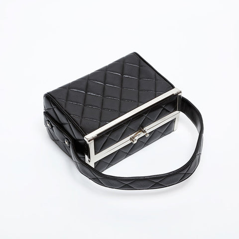 CHANEL No.4 1996-1997 Matelasse Vanity Lambskin Shoulder Bag black WS20327