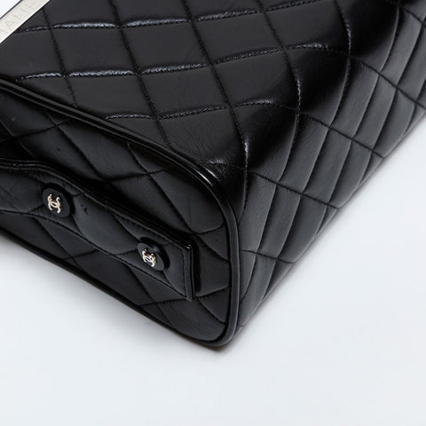 CHANEL No.4 1996-1997 Matelasse Vanity Lambskin Shoulder Bag black WS20327