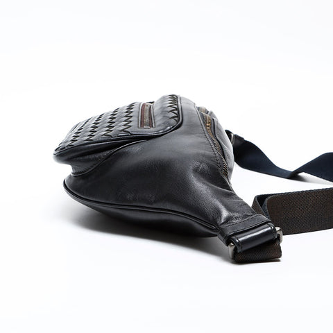 BOTTEGAVENETA INTRECCIATO Waist bag black WS20349