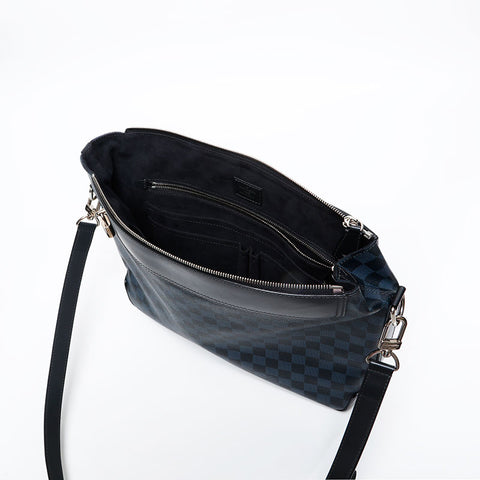 LOUIS VUITTON 2015 Damier Cobalt Messenger Greenwich Shoulder Bag Navy WS20390