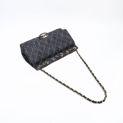 CHANEL 10th Series Denim 2005-2006 Denim Chain Shoulder Bag Navy WS20416