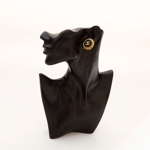 CHANEL 95P COCO Mark Round Earring Black Gold WS20436