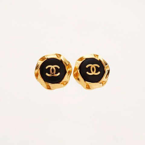CHANEL 96P COCO Mark Round Earring Black Gold WS20438