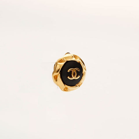 CHANEL 96P COCO Mark Round Earring Black Gold WS20438