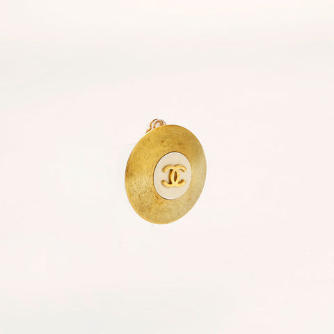 Chanel 94p Coco Mark Round Ohrring Weißgold WS20439