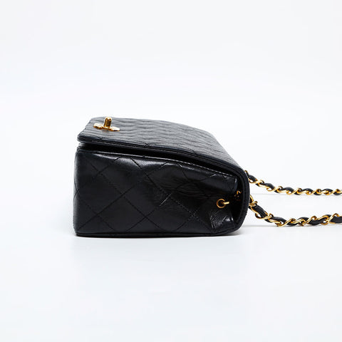 CHANEL No. 1 1989-1991 Lambskin Full Flap Matelasse Shoulder Bag black WS20446
