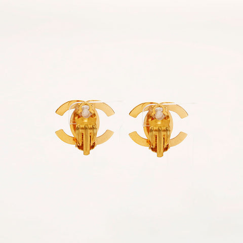 CHANEL 95A Turn Lock Earring gold WS20450