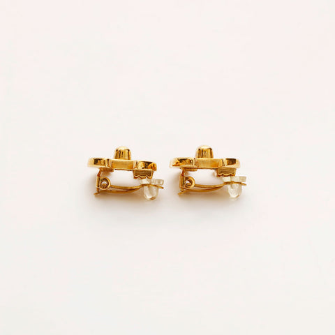 CHANEL 96P Turn Lock Earring gold WS20451