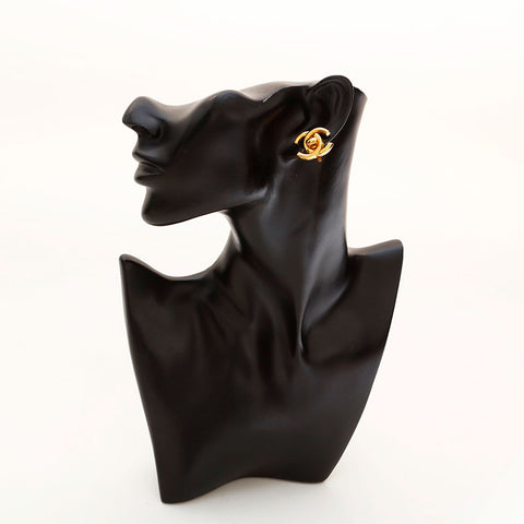 CHANEL 96P Turn Lock Earring gold WS20451