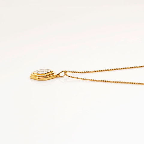 YVES SAINT LAURENT logo Necklace gold WS20465