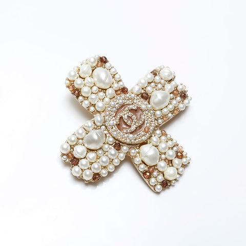 CHANEL COCO Mark Pearl 05A Brooch gold WS20494