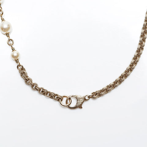 CHANEL COCO Mark Pearl B17V Long Necklace white WS20500