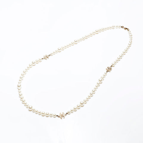 CHANEL COCO Mark Pearl A12P Long Necklace white WS20501