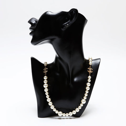 CHANEL COCO Mark Pearl A12P Long Necklace white WS20501