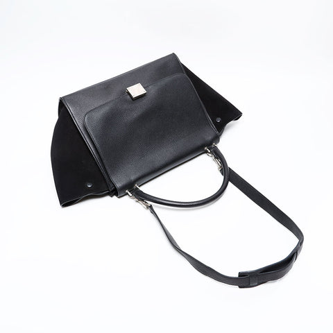 CELINE Trapeze Boa Mouton Handbag black WS20518