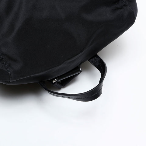 PRADA Nylon triangle logo Backpack Â· Daypack black WS20607