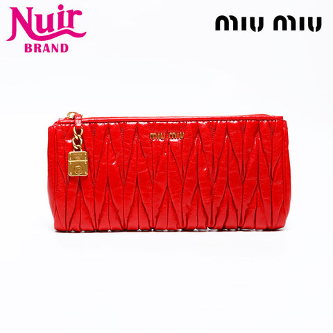 Miu Miu Matelasse Leather Vitello Shine Clutch bag Red WS20620