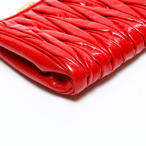 Miu Miu Matelasse Leather Vitello Shine Clutch bag Red WS20620