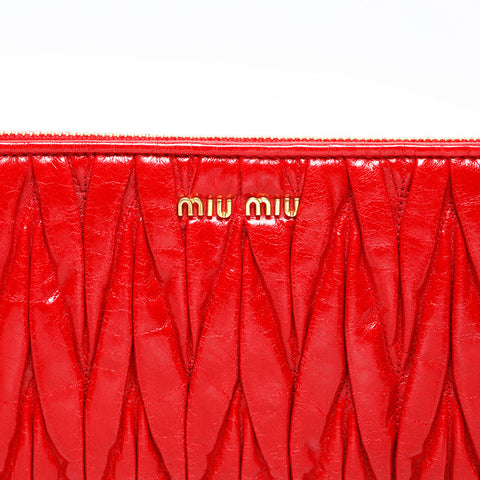 Miu Miu Matelasse Leather Vitello Shine Clutch bag Red WS20620