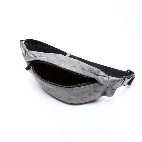 LOUIS VUITTON Monogram Shadow Discovery Bumbag PM Waist bag gray WS20656